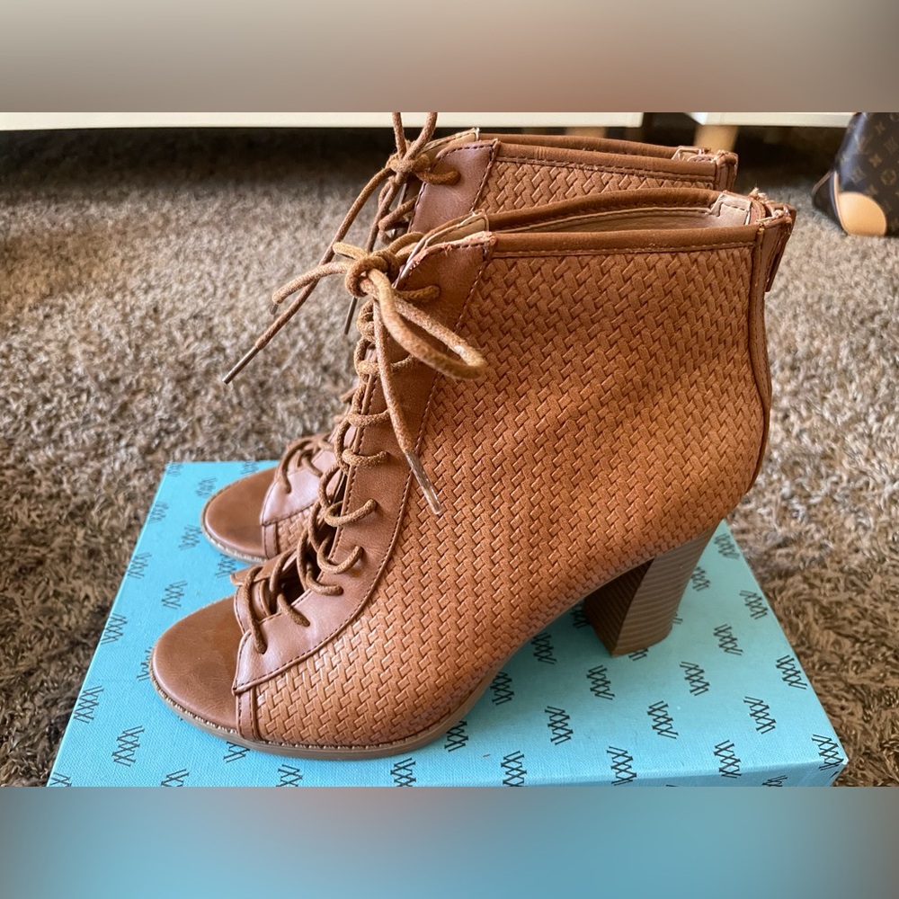 Brown Lace-Up Heeled Ankle Boots